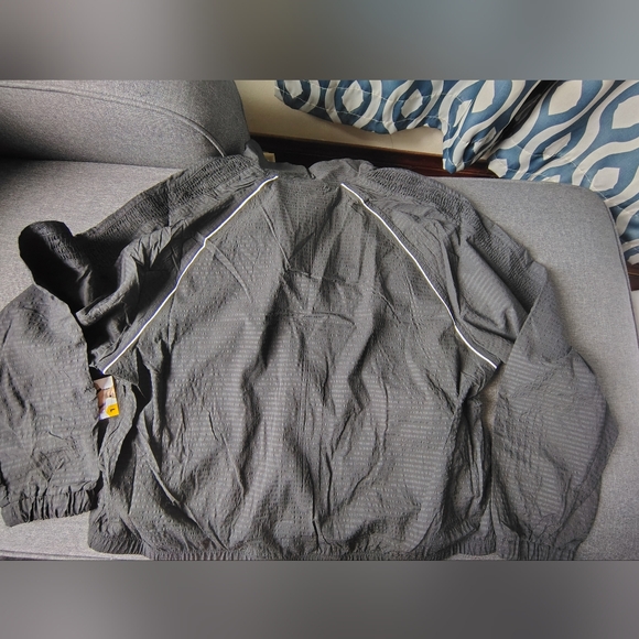 Avia Lightweight Zip Up Tennis Jacket - Picture 8 of 8